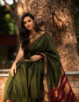 Prominent Green Soft Silk Saree With Delectable Blouse Piece