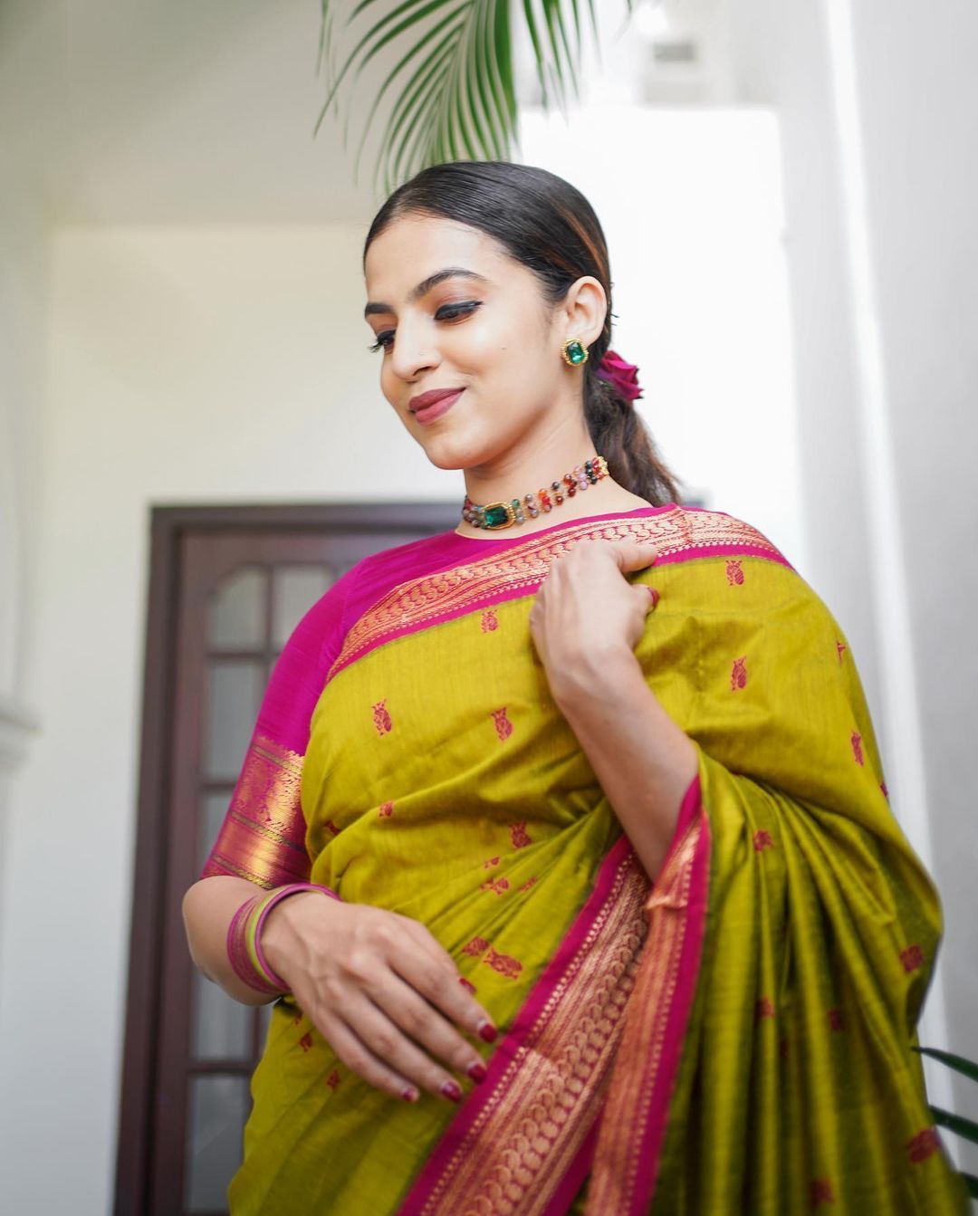 Pulsating Mustard Soft Silk Saree With Felicitous Blouse Piece