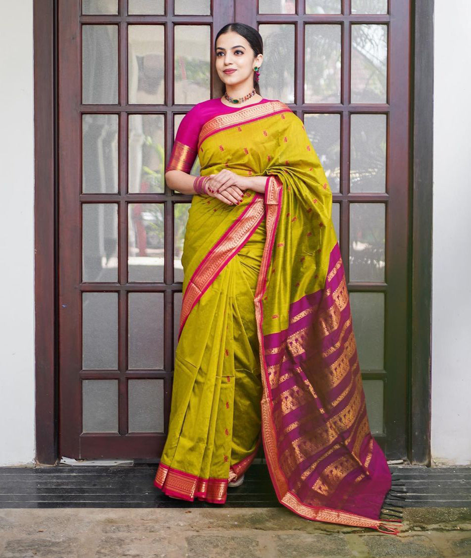 Pulsating Mustard Soft Silk Saree With Felicitous Blouse Piece