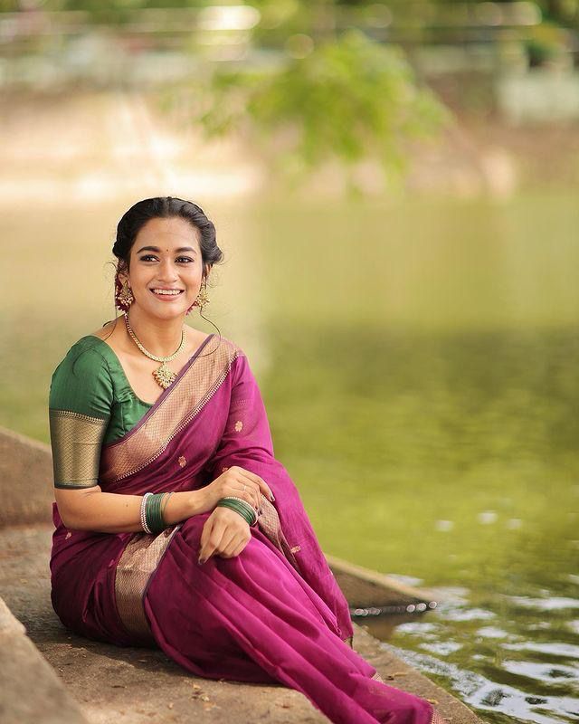 Evanescent Dark Pink Soft Silk Saree With Exquisite Blouse Piece