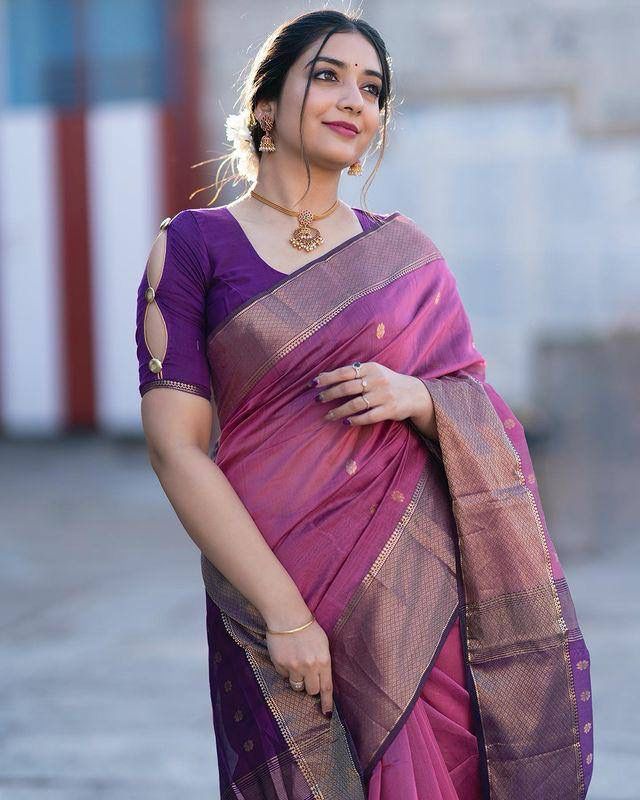 Imbrication Lavendor Soft Silk Saree With Ideal Blouse Piece