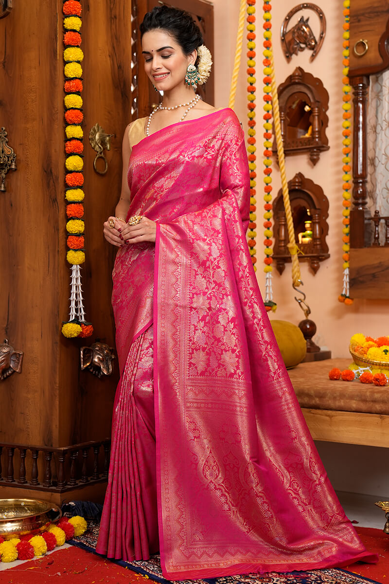 Desuetude Pink Soft Silk Saree With Exemplary Blouse Piece