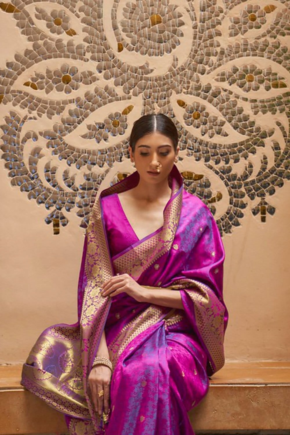 Fragrant Purple Pure Kanjivaram Silk Saree with Evocative Blouse Piece