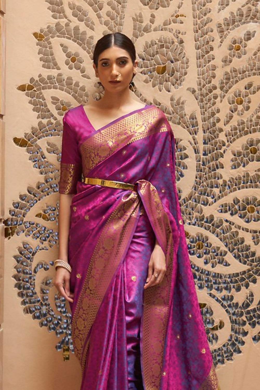 Fragrant Purple Pure Kanjivaram Silk Saree with Evocative Blouse Piece