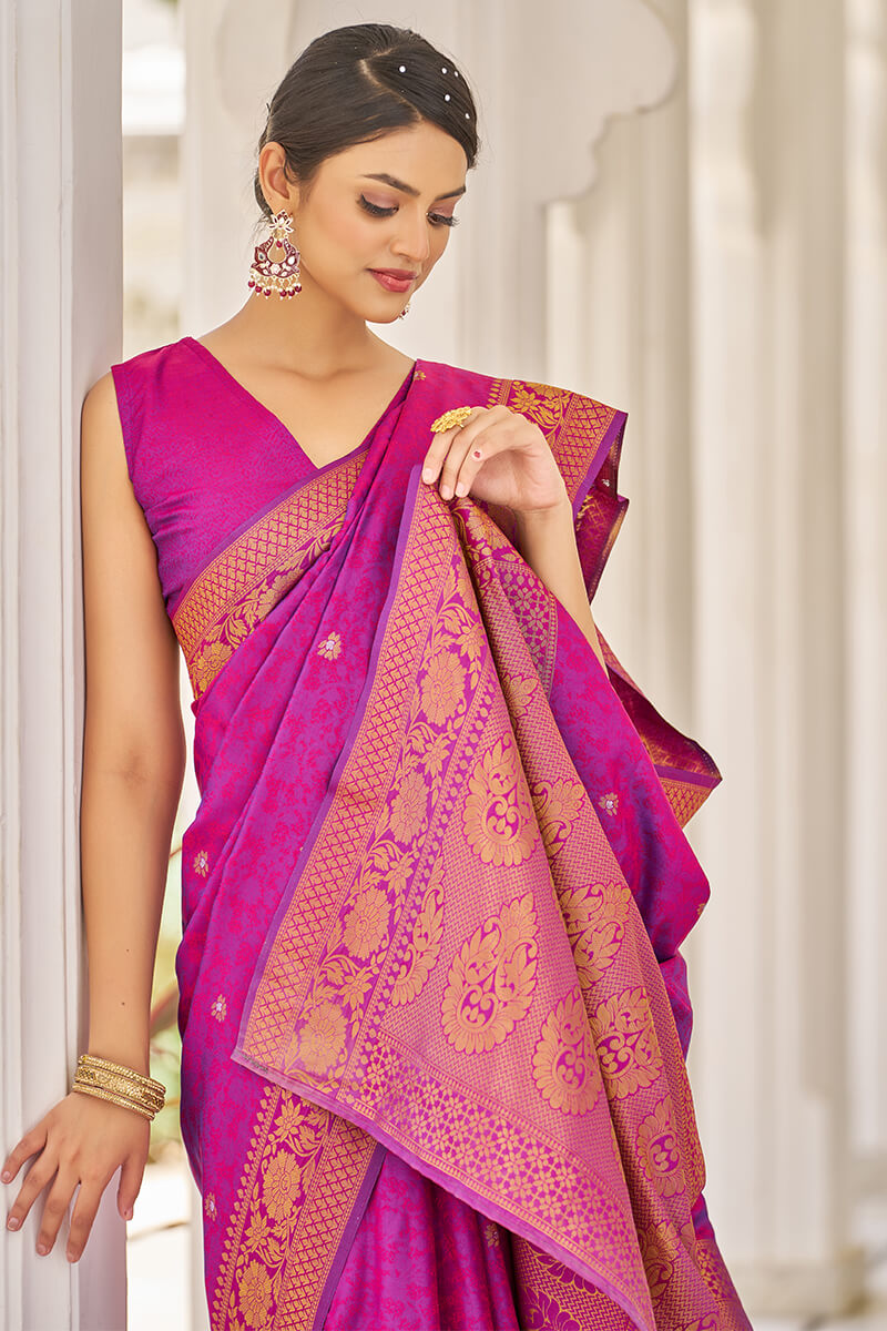 Captivating Purple Kanjivaram Silk Saree With Magnetic Blouse Piece