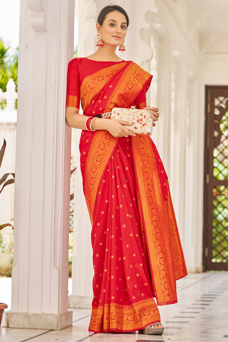 Adorable Red Kanjivaram Silk Saree With Delectable Blouse Piece