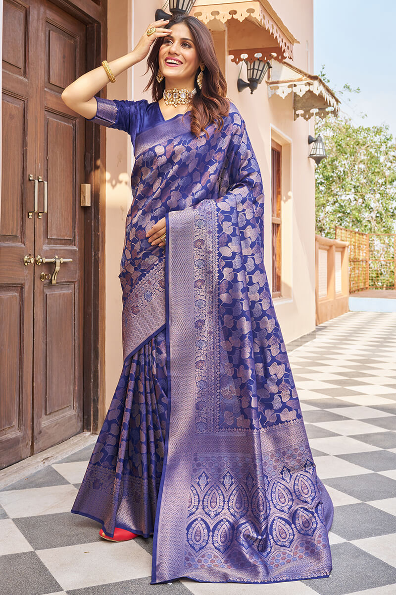 Propinquity Navy Blue Kanjivaram Silk Saree With Beauteous Blouse Piece