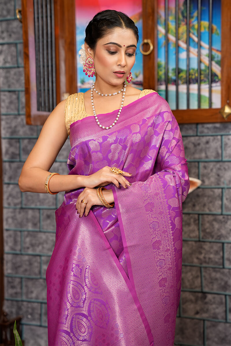 Brood Purple Kanjivaram Silk Saree With Charismatic Blouse Piece