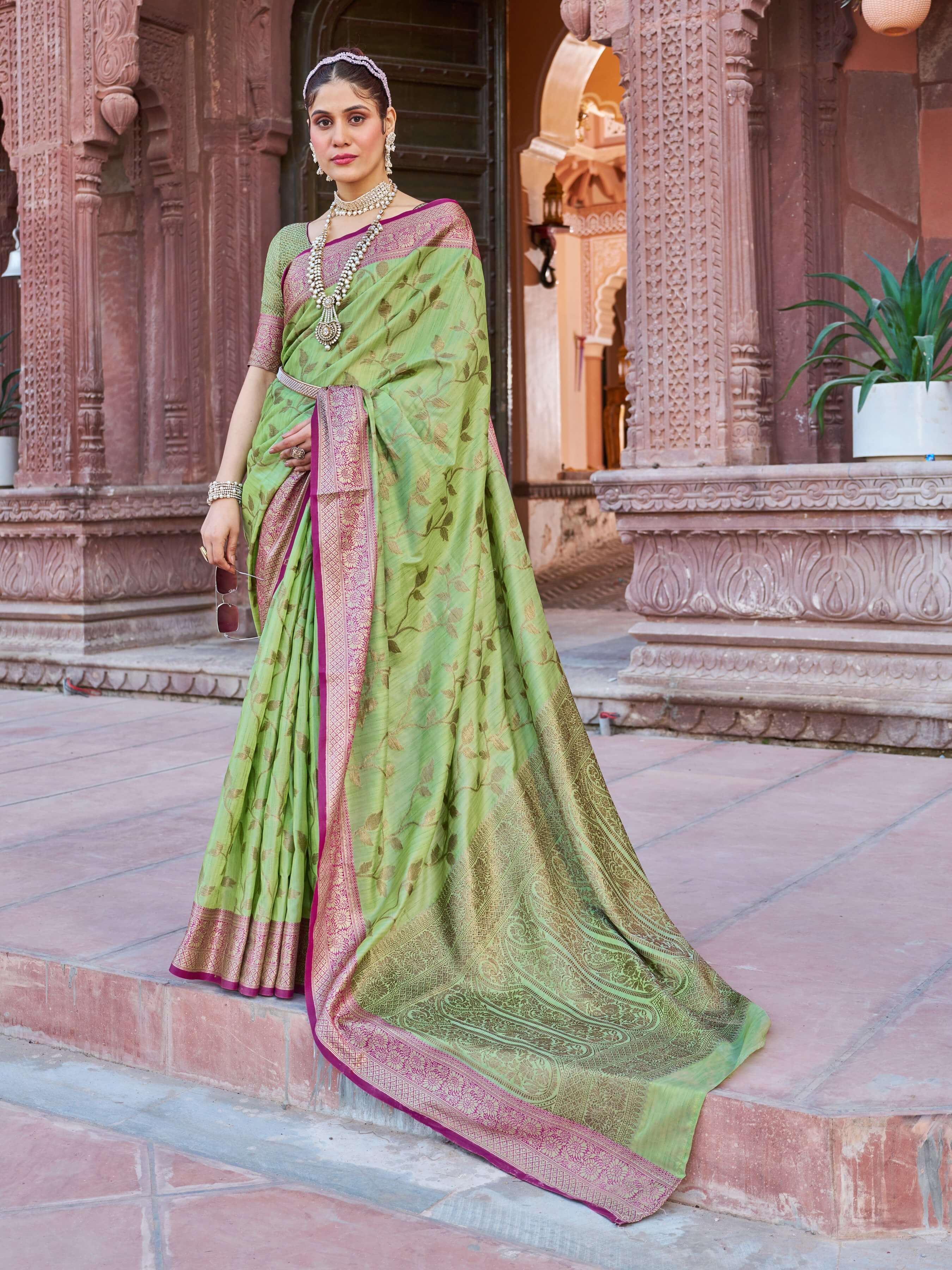 Forbearance Green Soft Banarasi Silk Saree With An insanely Blouse Piece