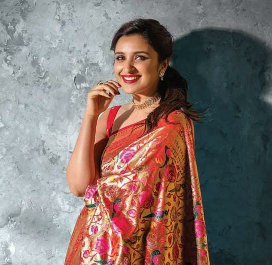 Dissemble Red Paithani Silk Saree With Quixotic Blouse Piece