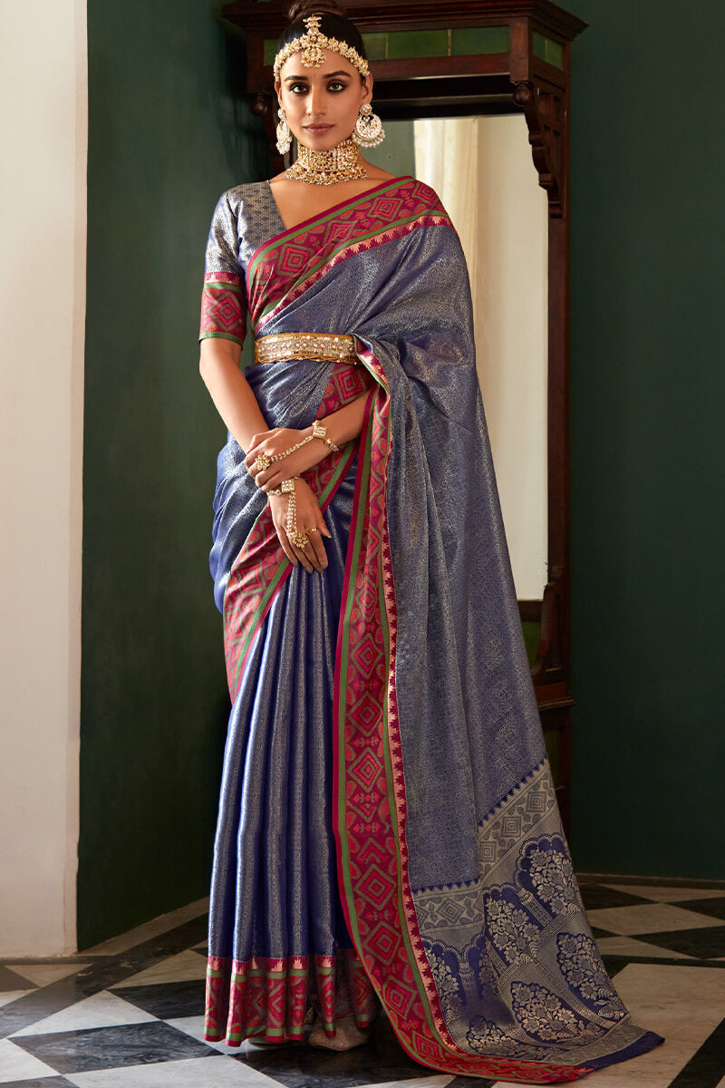 Adoring Blue Kanjivaram Silk Saree With Tremendous Blouse Piece