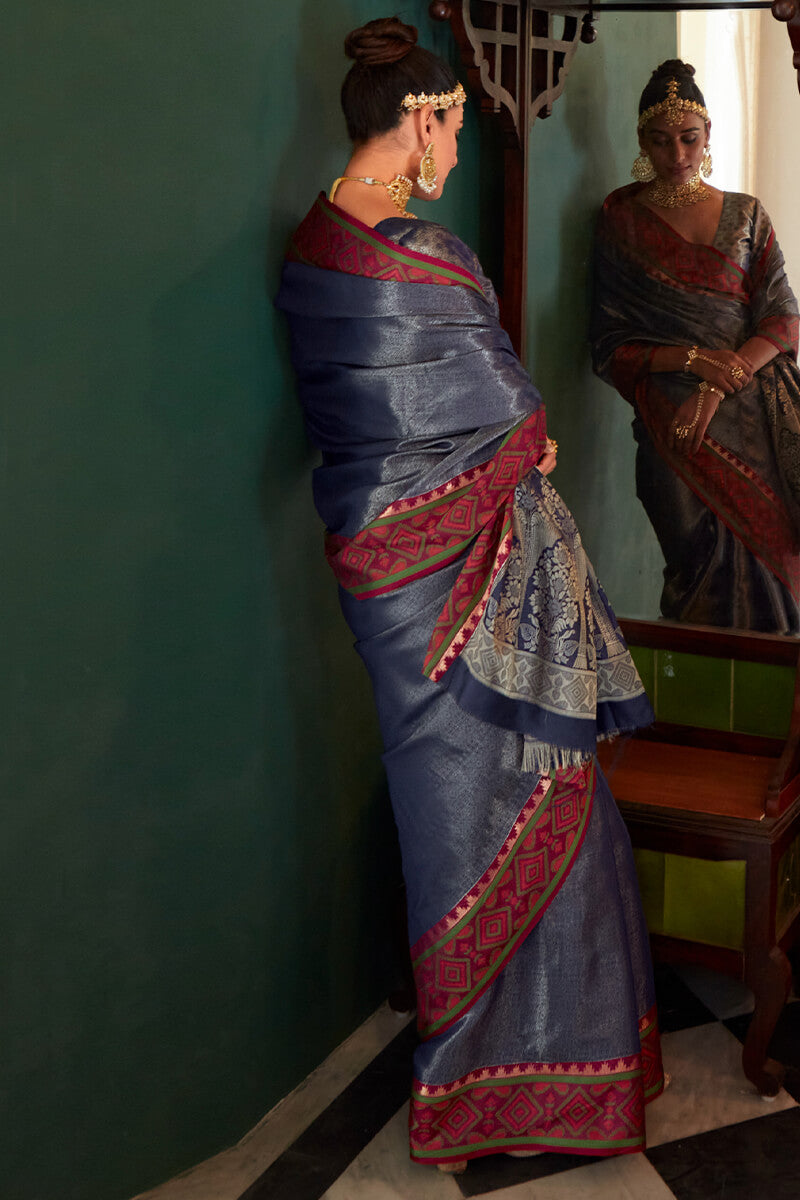 Adoring Blue Kanjivaram Silk Saree With Tremendous Blouse Piece