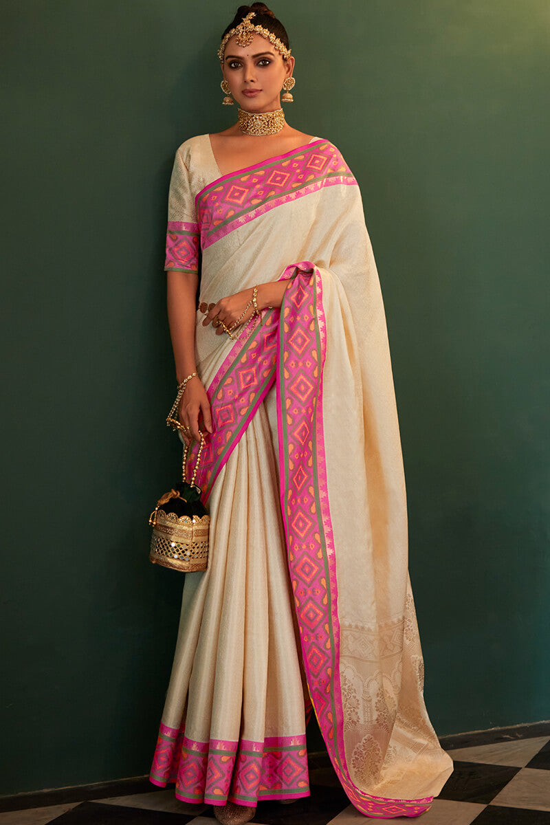 Super classy Beige Kanjivaram Silk Saree With Incomparable Blouse Piece