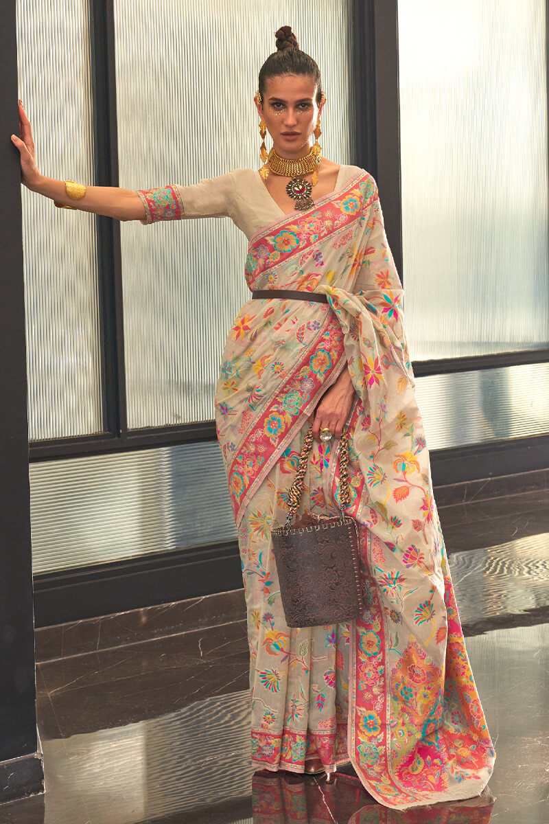 Delightful Beige Cotton Silk Saree With Scrumptious Blouse Piece