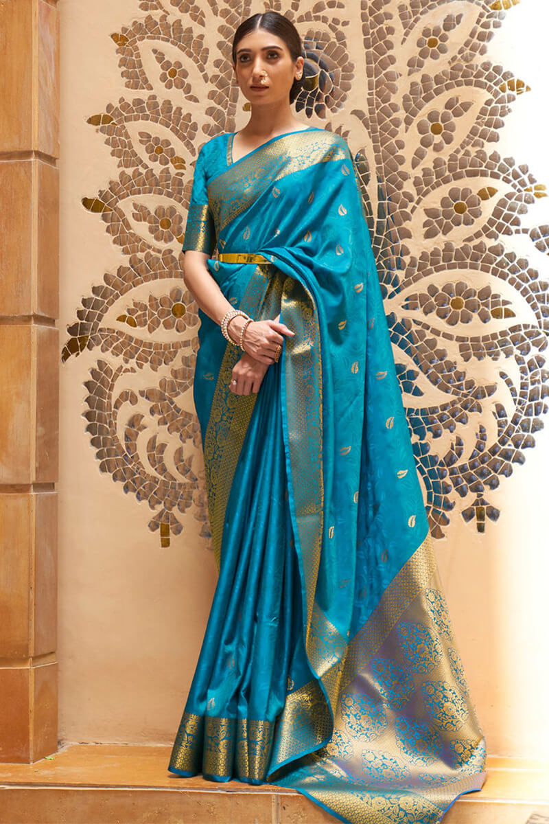 Flamboyant Firozi Kanjivaram Silk Saree With Felicitous Blouse Piece