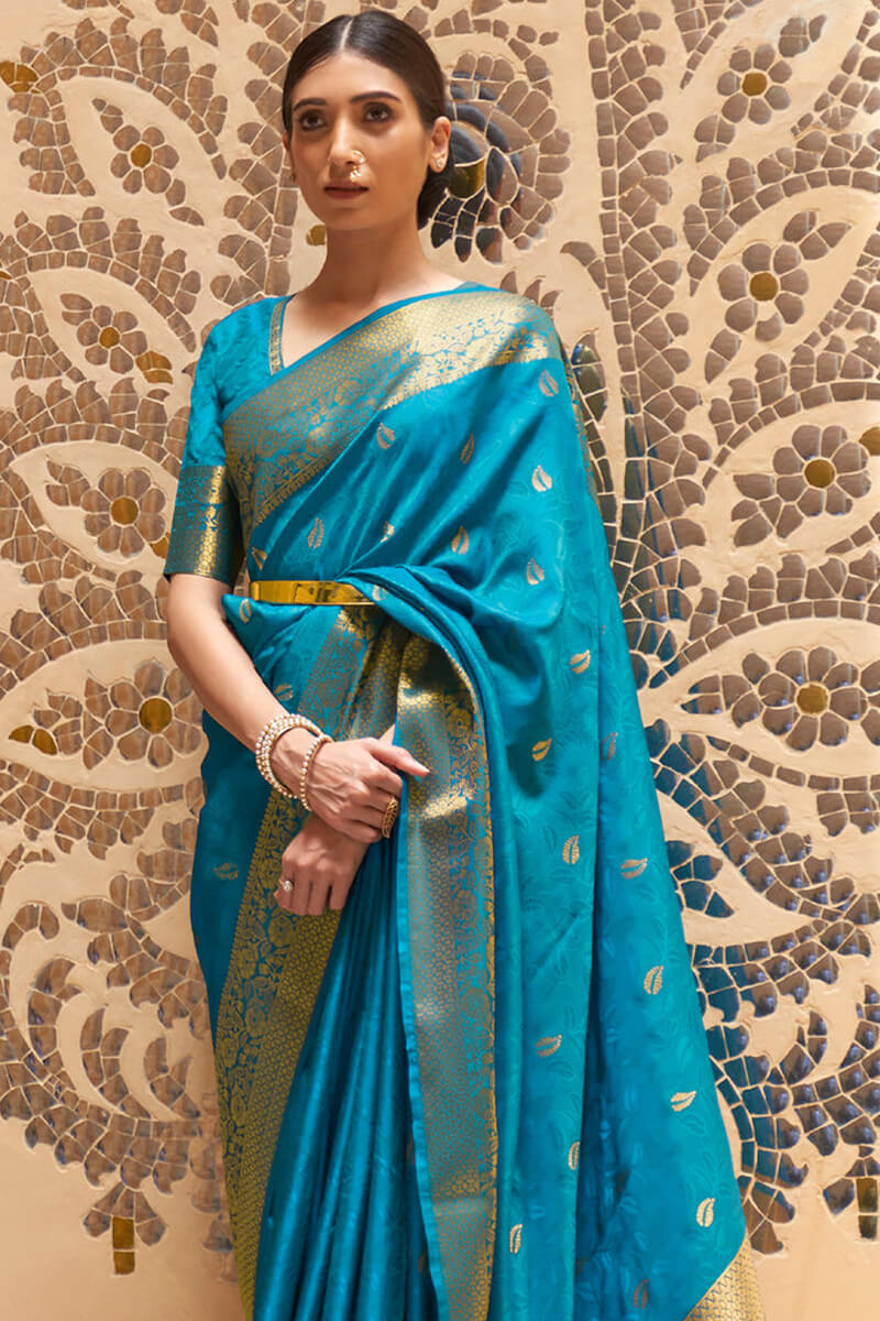 Flamboyant Firozi Kanjivaram Silk Saree With Felicitous Blouse Piece