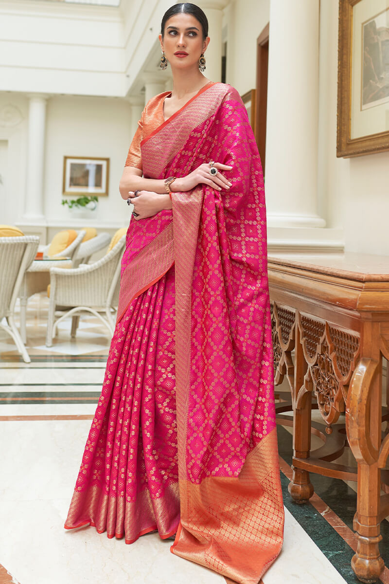 Luxuriant Dark Pink Soft Patola Silk Saree with Preferable Blouse Piece