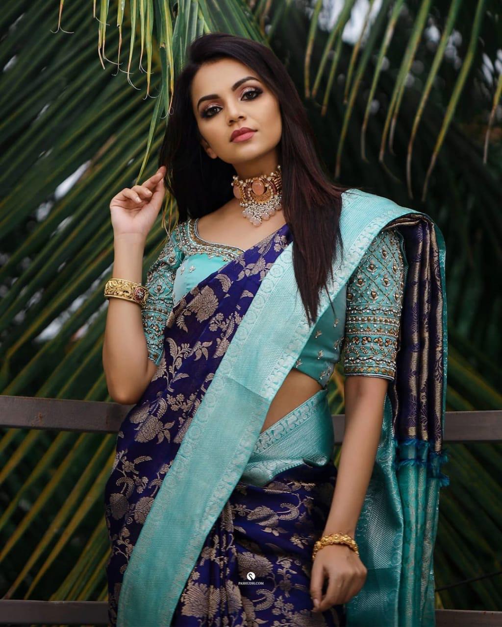 Unique Blue Soft Silk Saree With Prodigal Blouse Piece