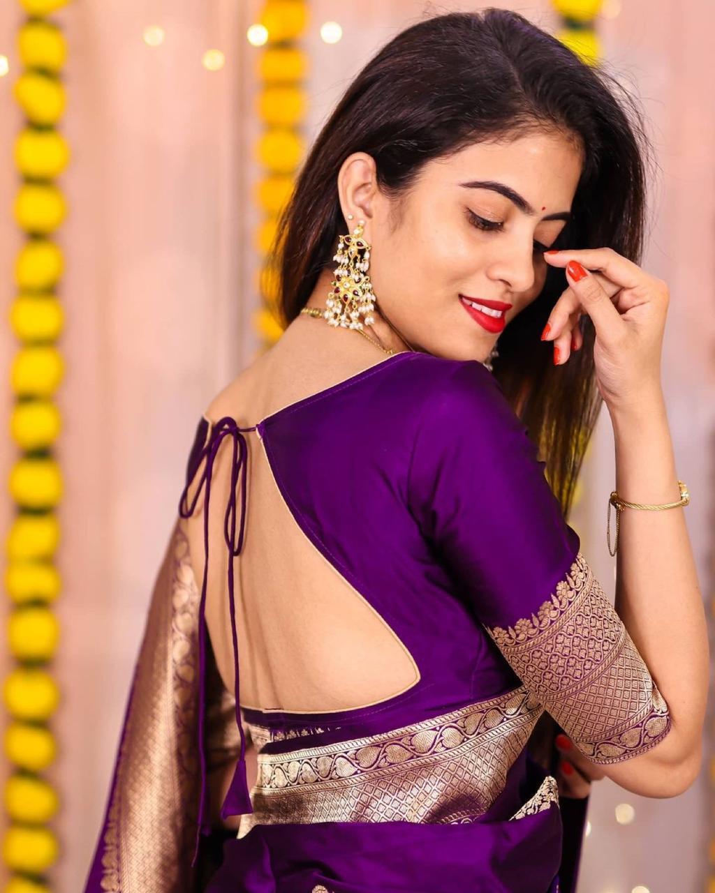 Invaluable Purple Soft Banarasi Silk Saree With Most Flattering Blouse Piece