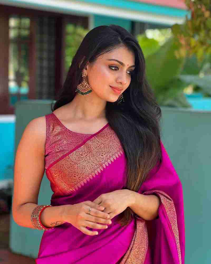 Extraordinary Dark Pink Soft Silk Saree With Delightful Blouse Piece