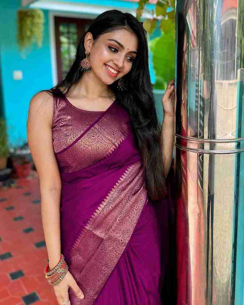 Trendy Purple Soft Silk Saree With Engaging Blouse Piece