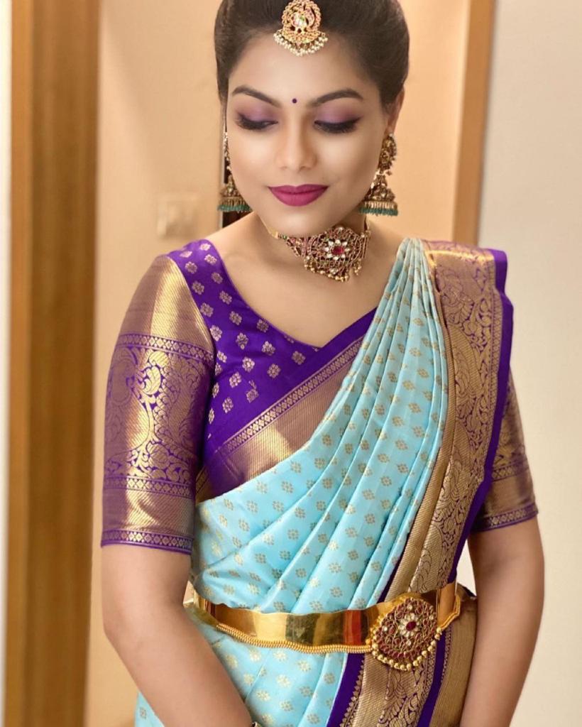Staggering Firozi Soft Banarasi Silk Saree With Prominent Blouse Piece