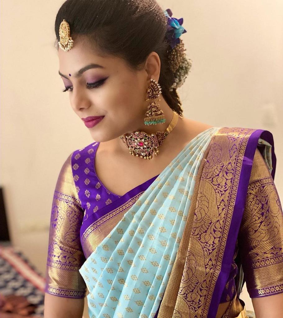 Staggering Firozi Soft Banarasi Silk Saree With Prominent Blouse Piece