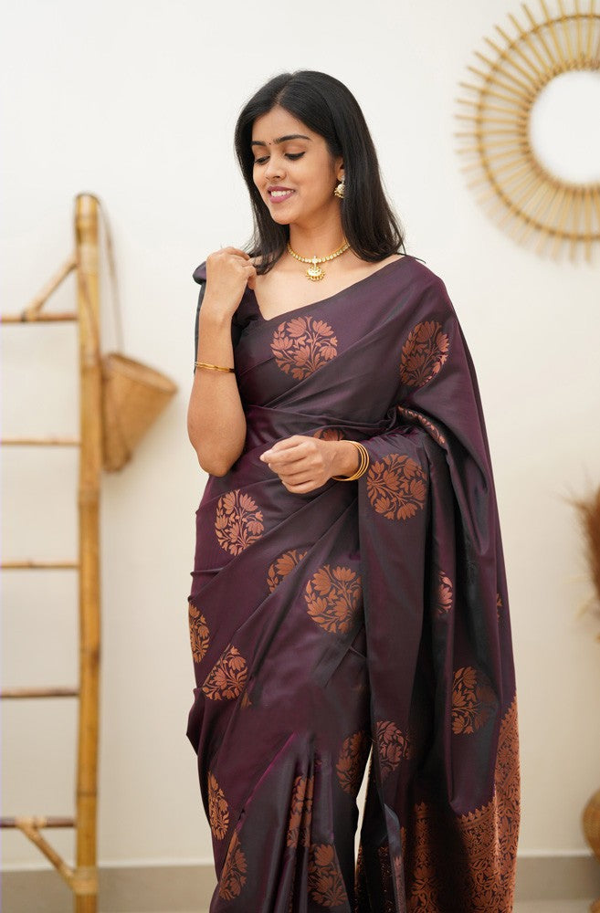 Prettiest Purple Soft Silk Saree With Amiable Blouse Piece