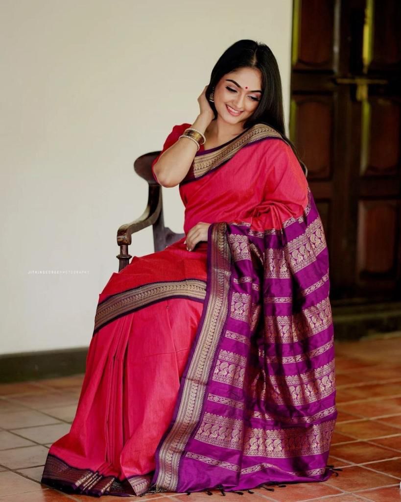 Elaborate Pink Soft Banarasi Silk Saree With Demanding Blouse Piece