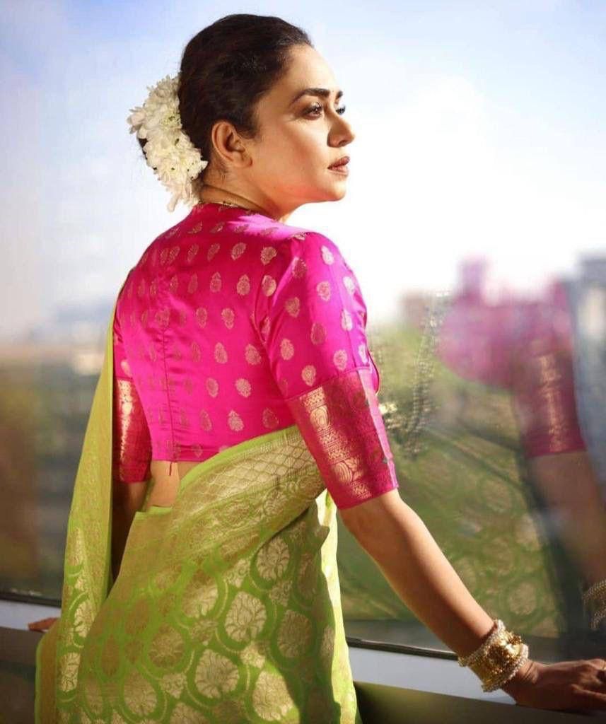 Opulent Parrot Soft Silk Saree With Susurrous Blouse Piece