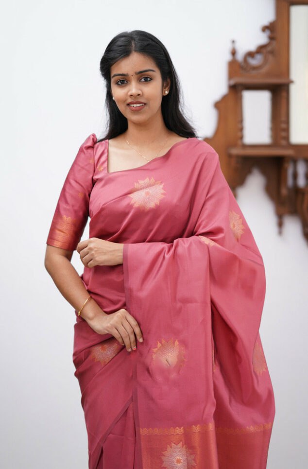 Enthralling Pink Soft Silk Saree With Surreptitious Blouse Piece