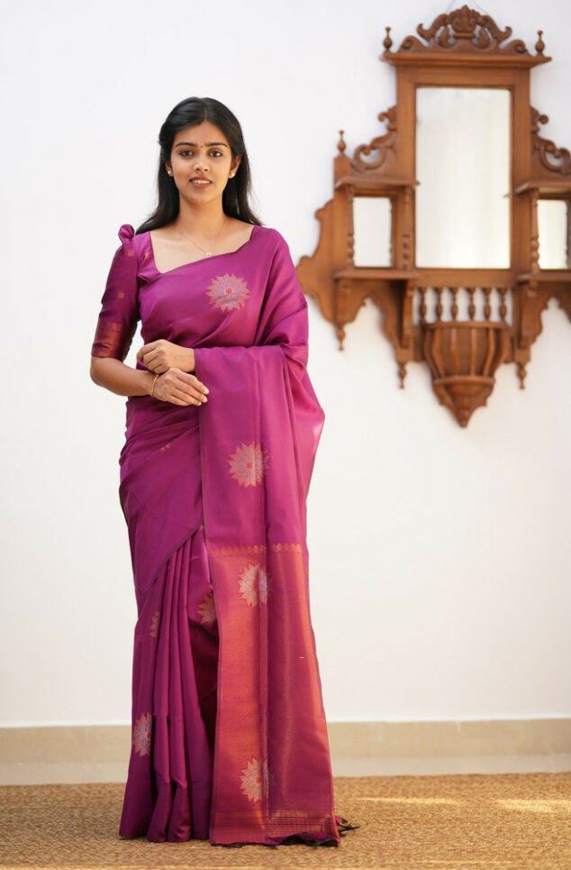 Vivacious Purple Soft Silk Saree With Sumptuous Blouse Piece