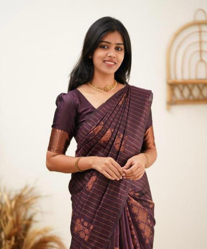 Luxuriant Purple Soft Silk Saree With Seraglio Blouse Piece