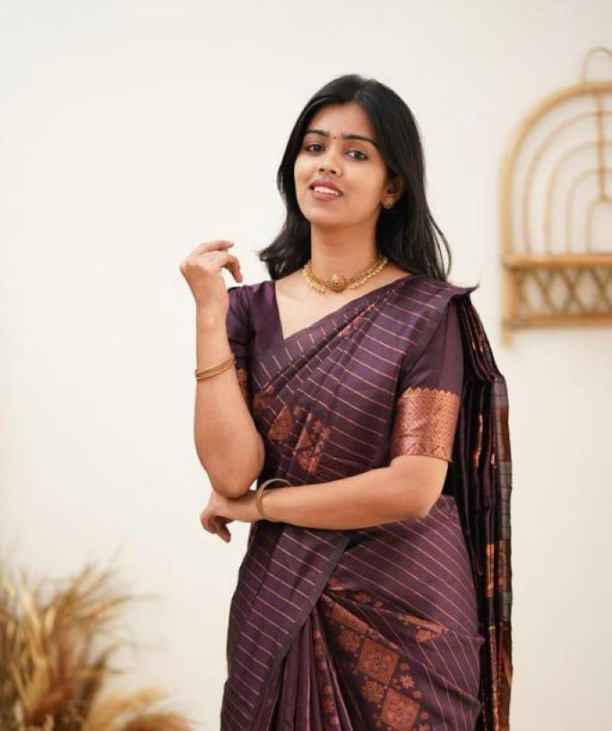 Luxuriant Purple Soft Silk Saree With Seraglio Blouse Piece