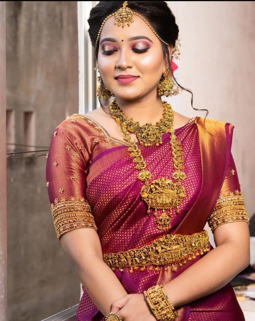 Gorgeous Dark Pink Soft Silk Saree With Mesmerising Blouse Piece