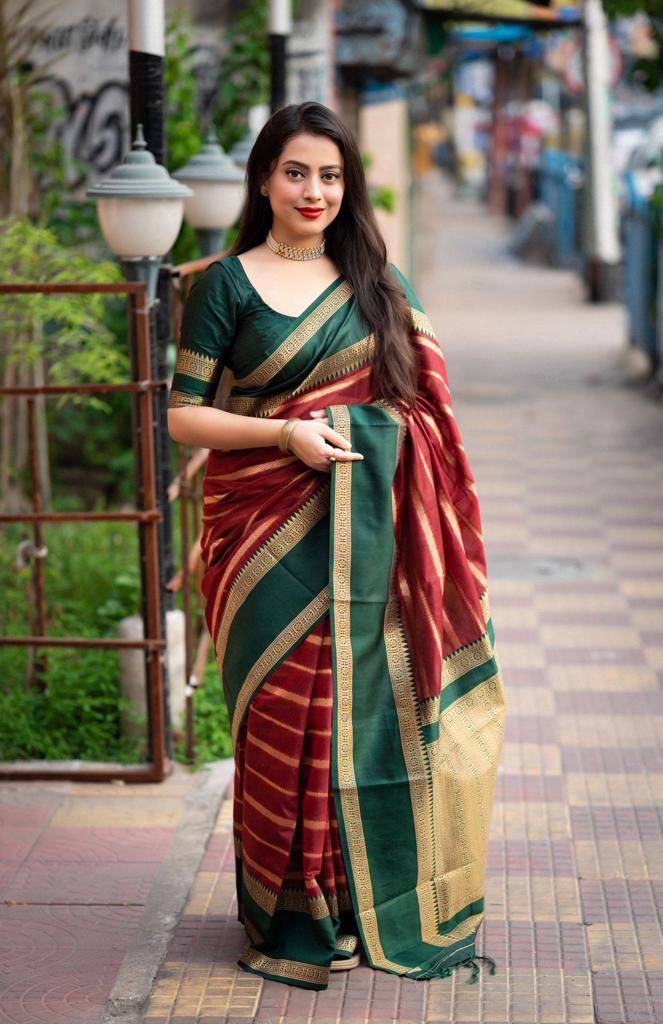 Innovative Maroon Soft Silk Saree With Ideal Blouse Piece