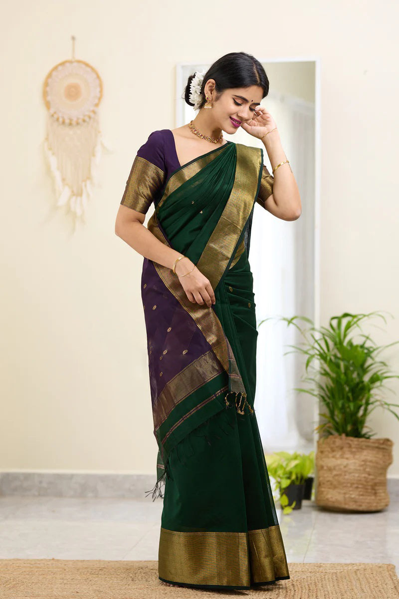 Eloquence Dark Green Cotton Silk Saree With Phenomenal Blouse Piece