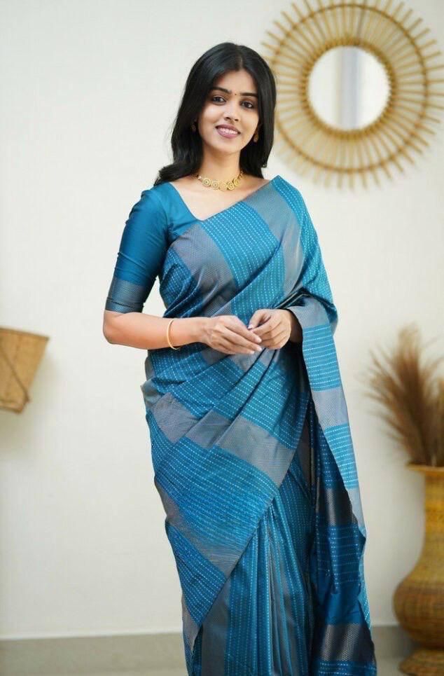 Seraglio Firozi Soft Silk Saree With Sempiternal Blouse Piece