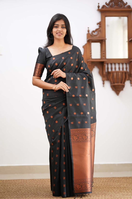 Enticing Black Soft Silk Saree With Smashing Blouse Piece