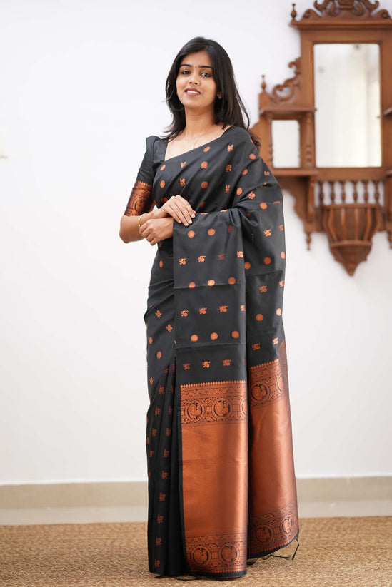 Enticing Black Soft Silk Saree With Smashing Blouse Piece