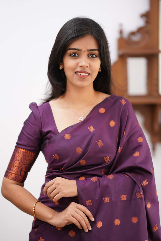 Super classy Purple Soft Silk Saree With Splendiferous Blouse Piece