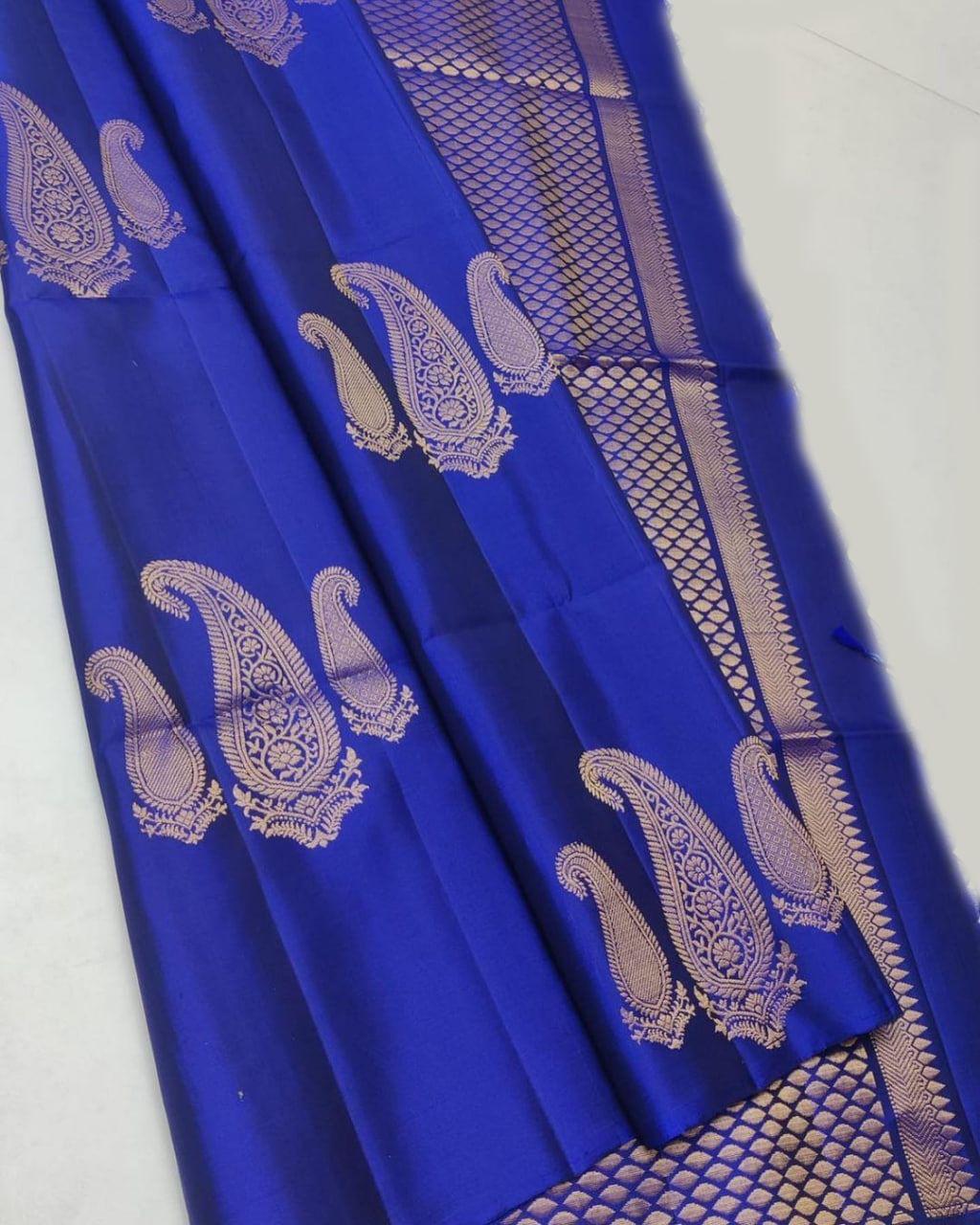 Fugacious Royal BlueSoft Silk Saree With Sonorous Blouse Piece