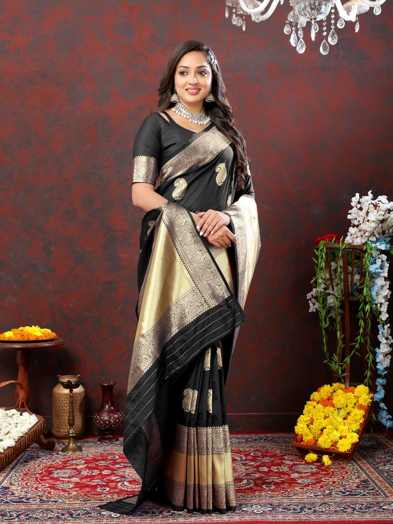 Delightful Black Soft Banarasi Silk Saree With Enamoring Blouse Piece