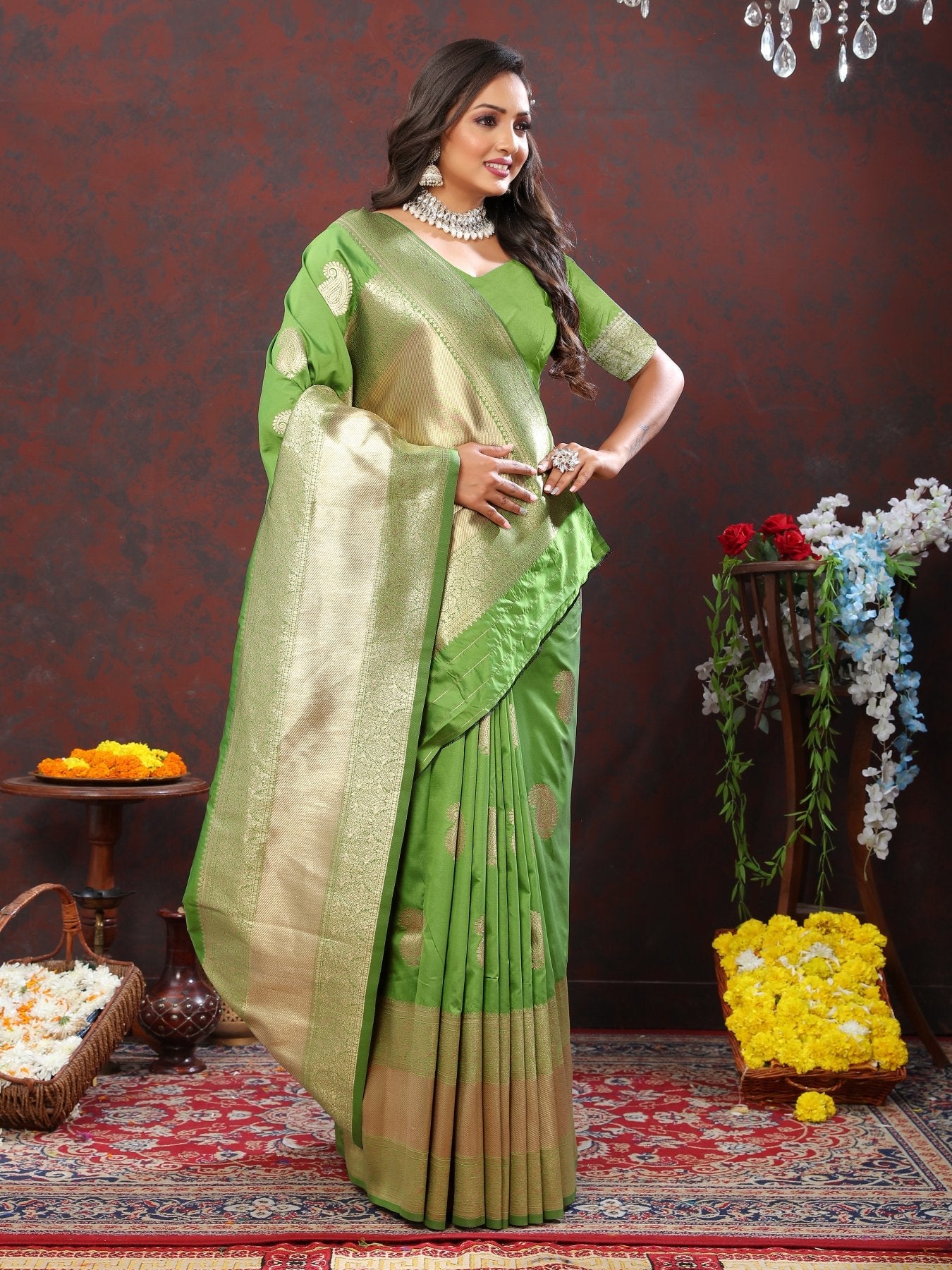 Pleasant Green Soft Banarasi Silk Saree With Exemplary Blouse Piece