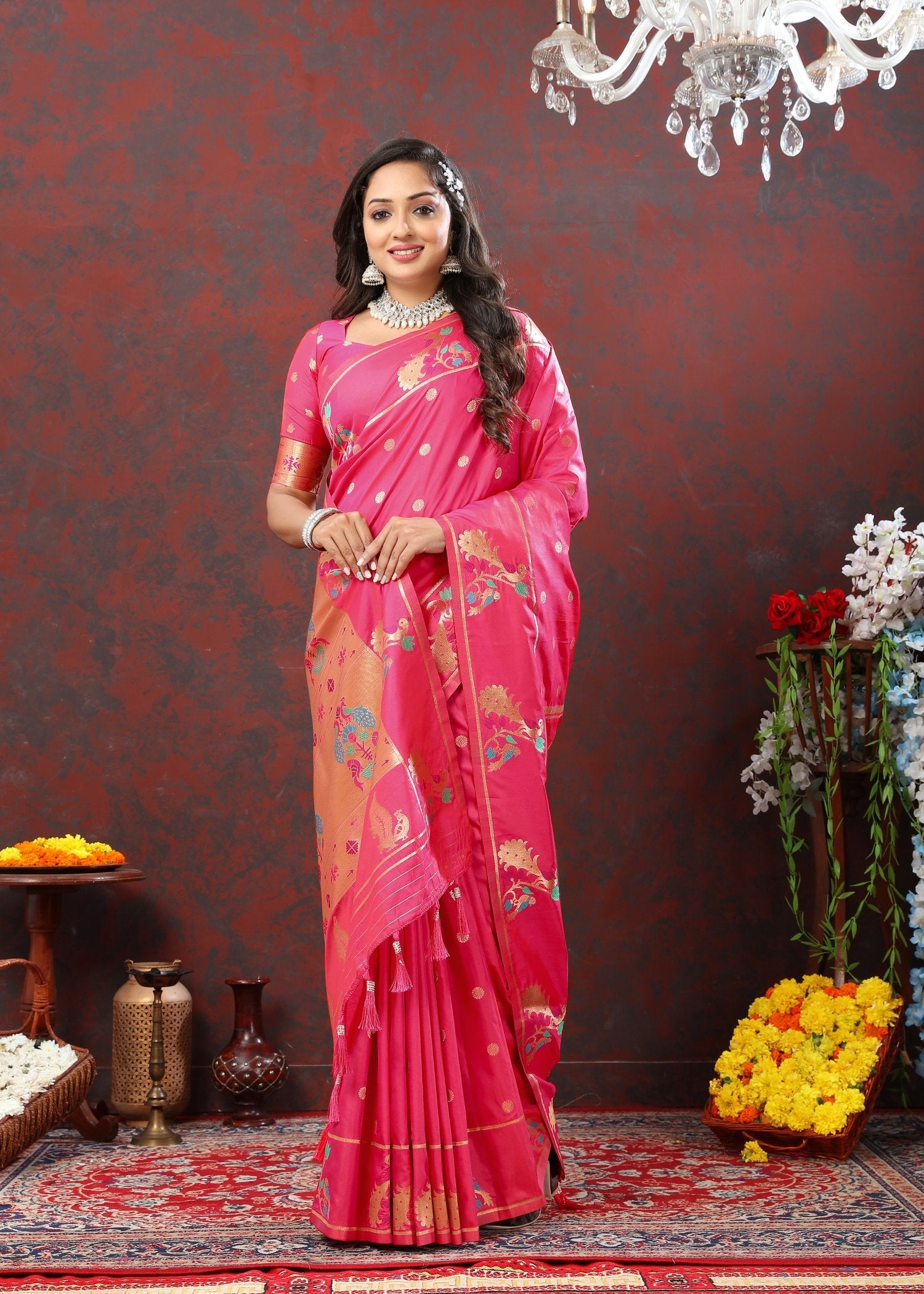 Captivating Dark Pink Paithani Silk Saree With Jubilant Blouse Piece