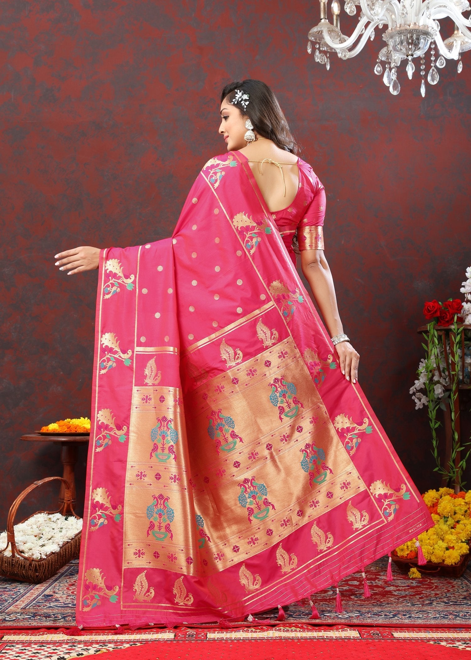 Captivating Dark Pink Paithani Silk Saree With Jubilant Blouse Piece