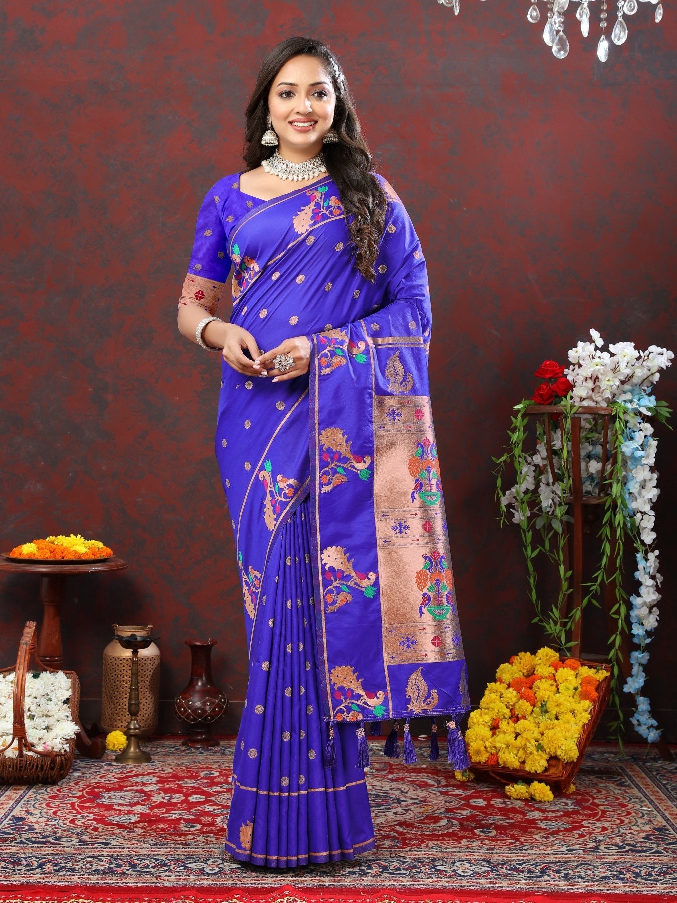 Arresting Royal Blue Paithani Silk Saree With Majestic Blouse Piece