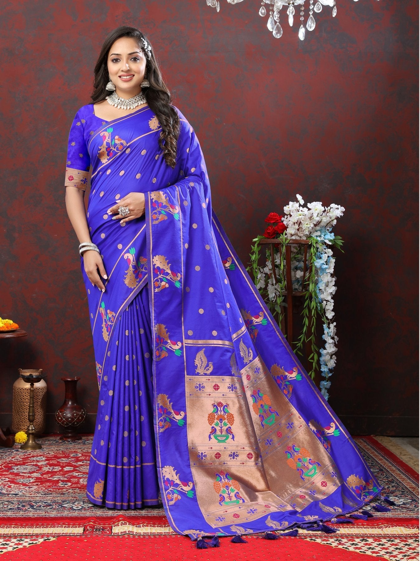 Arresting Royal Blue Paithani Silk Saree With Majestic Blouse Piece