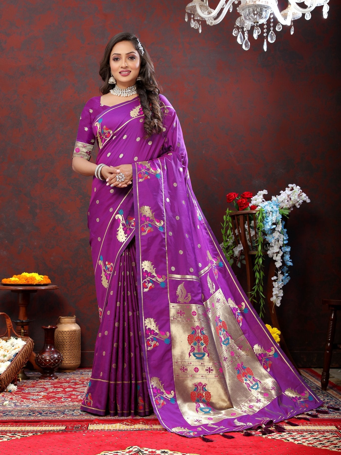 Cynosure Purple Paithani Silk Saree With Scintillating Blouse Piece