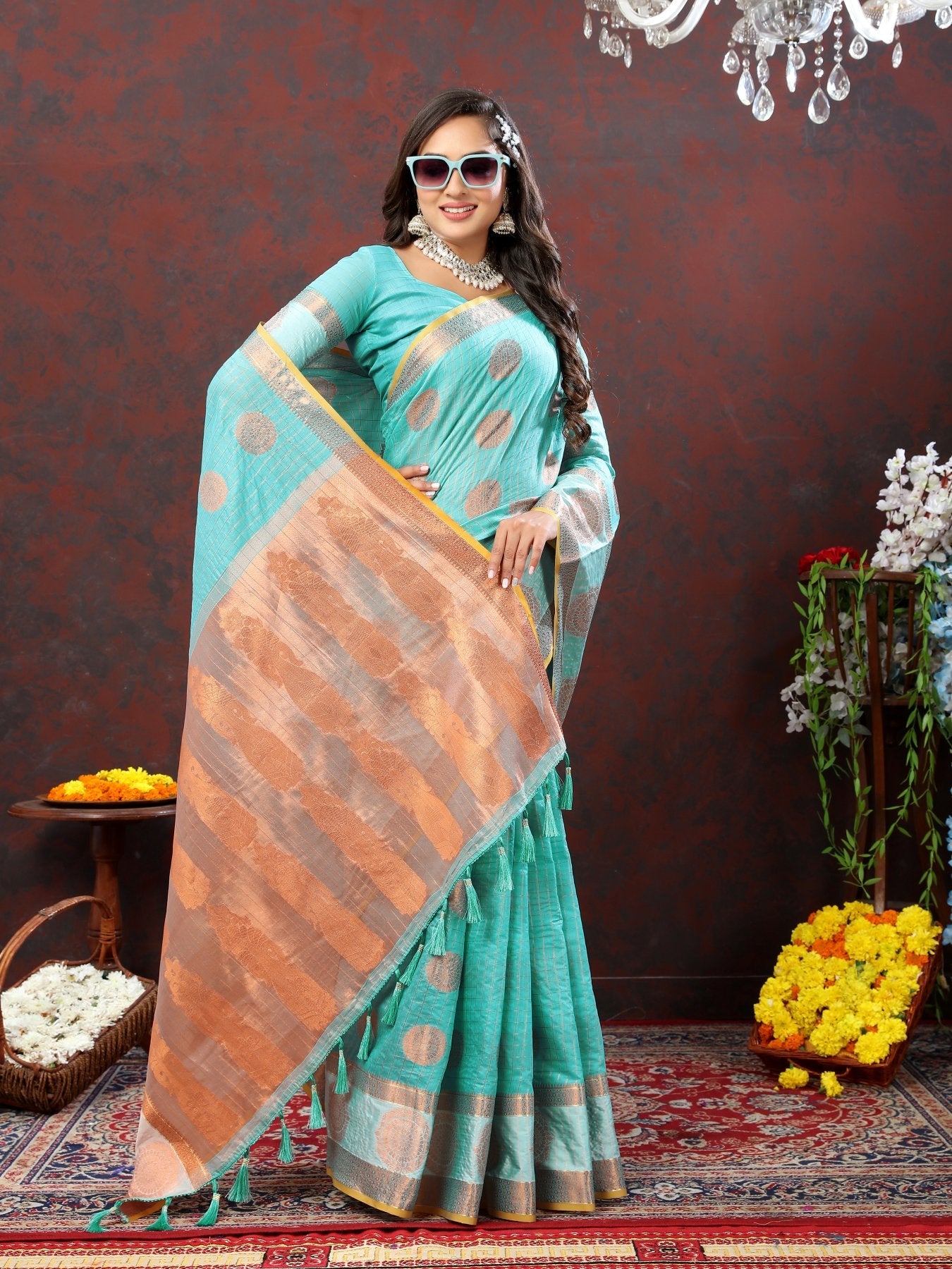 Classic Firozi Cotton Silk Saree With Easy on the eyes Blouse Piece